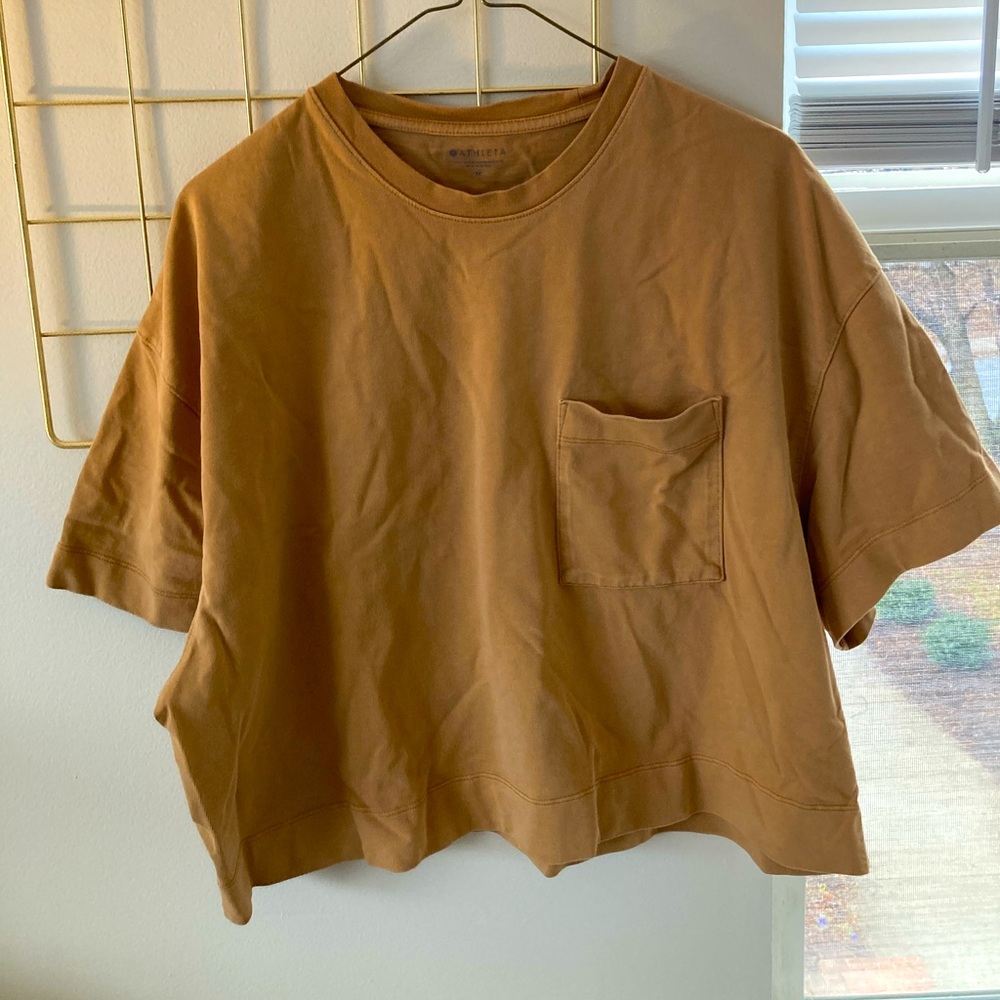 Athleta pocket tee